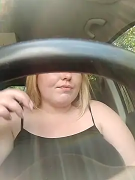 Mommy-girl-Lola élő chatszobája