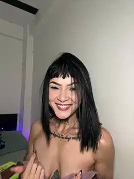 Axarasss_: δωμάτιο απευθείας συνομιλίας
