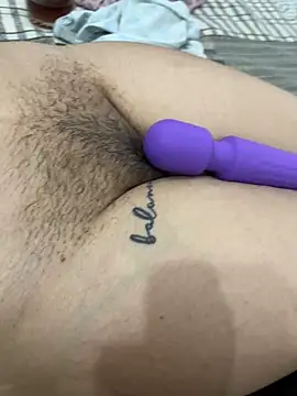 unicornbabe23 Adlı Modelin Canlı Sohbet Odası