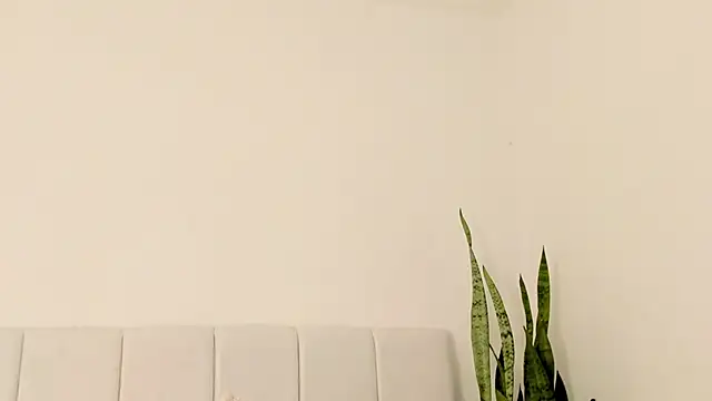 BekyAbeni's Live Chat Room