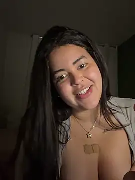 Sala de chat en directo de Paolla1