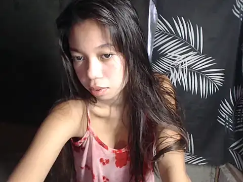 ห้องแชทสดของ urgirlyflor