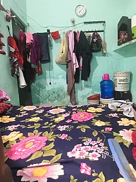 PRIYAGOYAL Adlı Modelin Canlı Sohbet Odası