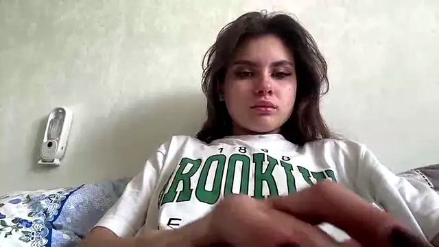 VennieMiramontezn Live chat-huone