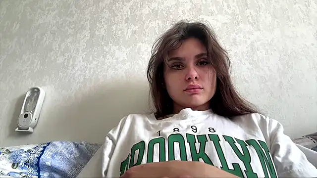 VennieMiramontez 现场聊天室