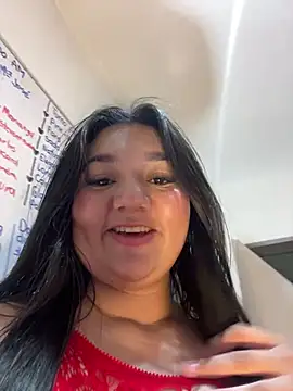 luna_bradley_'s Live Chat Room