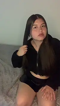 Damn__Love's Live Chat Room