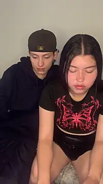 Damn__Love's Live Chat Room