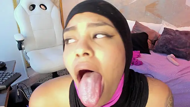 Bilik Sembang Langsung LalilaBrunettee