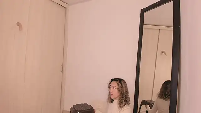חדר צ'אט בשידור חי של Laurenn_Sweet