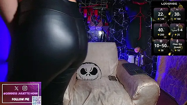 JulietNoir Live chatroom