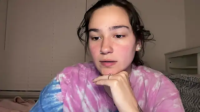 anitayurmoniiin Live chat-huone