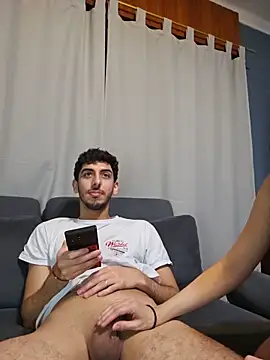 LeoyNicky98 Live chatroom