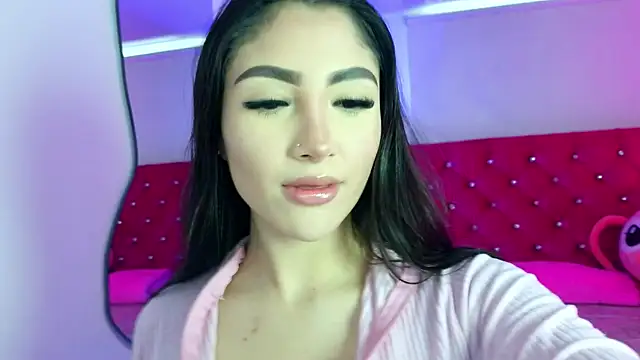 babyy_nicols_m – live chatrum