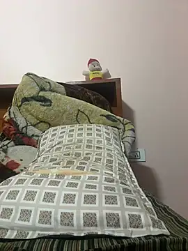 sexy_hot_model Adlı Modelin Canlı Sohbet Odası