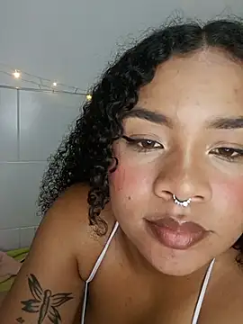 Phòng Chat Trực Tiếp BrianaSweetxxx