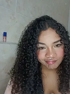 BrianaSweetxxx Adlı Modelin Canlı Sohbet Odası