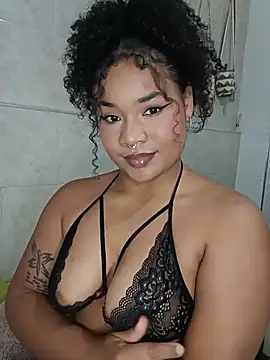 BrianaSweetxxx чат на живо