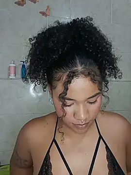 غرفة دردشة BrianaSweetxxx المباشرة