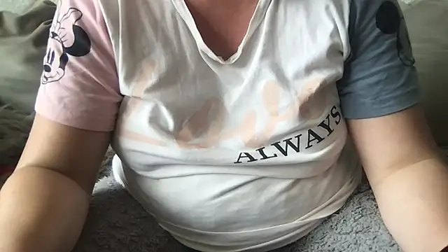 FlirtyFrayaXX – live chatrum