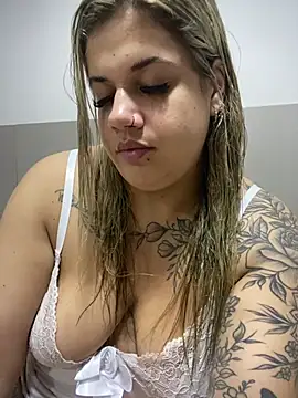 Chat soba uživo modela kahreal