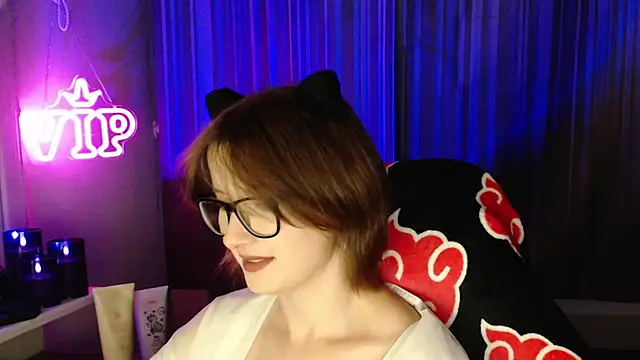 LunaXcherry Live chatroom
