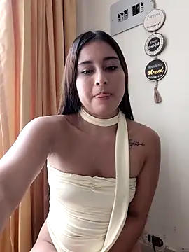 Chat soba uživo modela JuliettaArlet