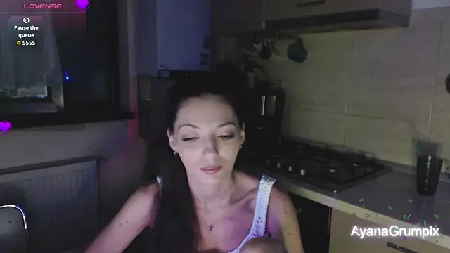 AyanaGrumpix Live Chatraum