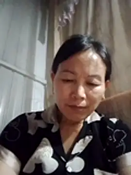 Kiss_love2's Live Chat Room