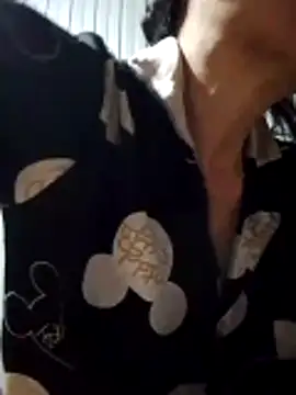 Kiss_love2 লাইভ চ্যাট রুম