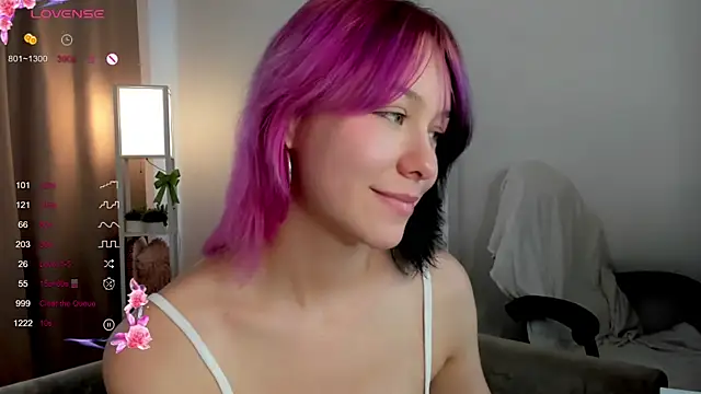 חדר צ'אט בשידור חי של EmilyTrase