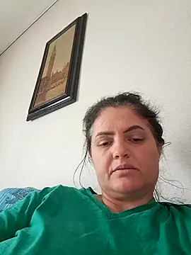 חדר צ'אט בשידור חי של Sony28v