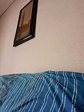 חדר צ'אט בשידור חי של Sony28v