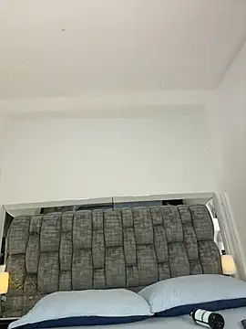 חדר צ'אט בשידור חי של amara_wet04