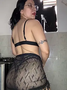 samanta_big_ass_ Adlı Modelin Canlı Sohbet Odası