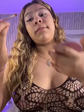 Živá chatovací místnost Sophie19__