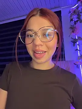 Živá chatovací místnost devaraquelle