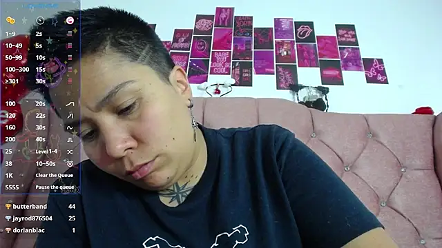 nat_evans8 Live chatroom