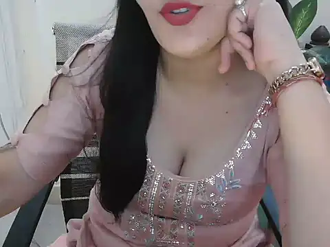 _chitranshi's Live Chat Room