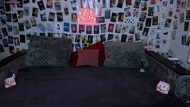 Sala de chat en directo de x_Ulya1cutex