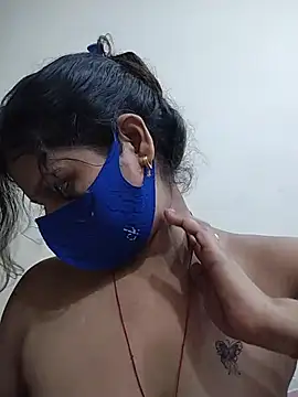 Nakedgirl07 live-chat rom