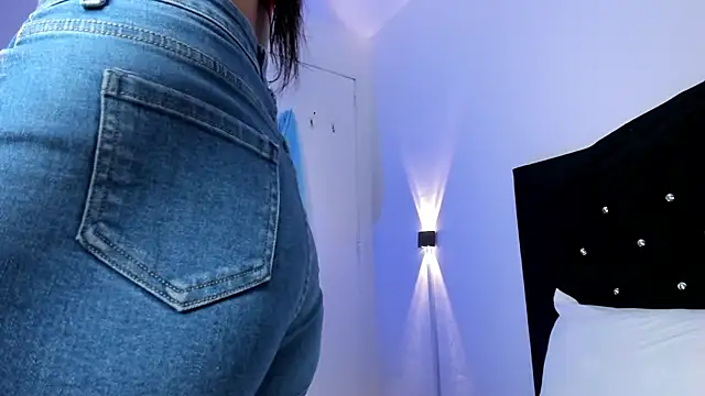 Sala de chat en directo de gisell_antonella