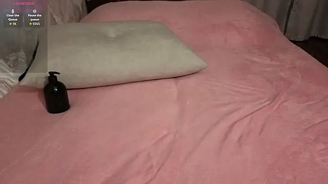 Mia_Gremorys Adlı Modelin Canlı Sohbet Odası