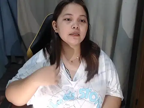 Pokój czatu na żywo – xia_xoxo_