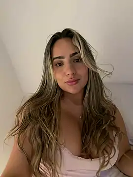 Miilana_ Live Chatrum