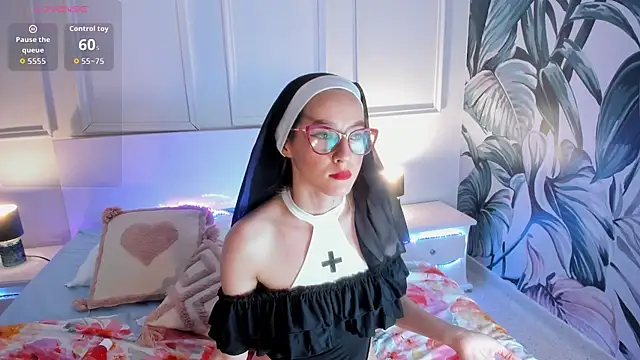 Hada_Magica – live chatrum