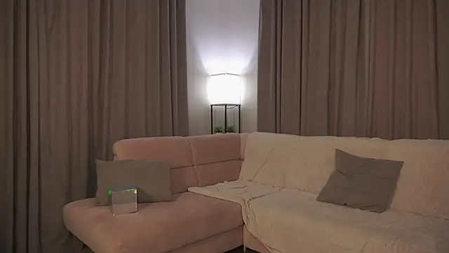 Živá chatovací místnost shytany
