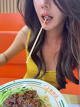 Phòng Chat Trực Tiếp BBi-0329