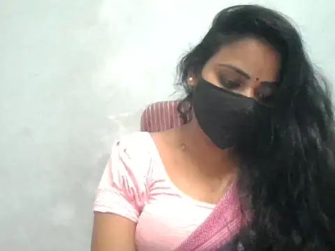 Rathi-priyaa Live Chatraum