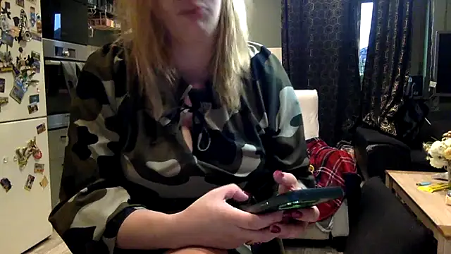 Honey_Blondie Live Chatraum